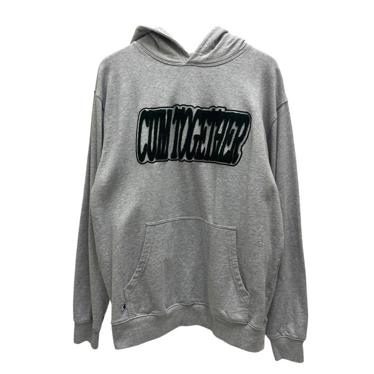 プルオーバーパーカー