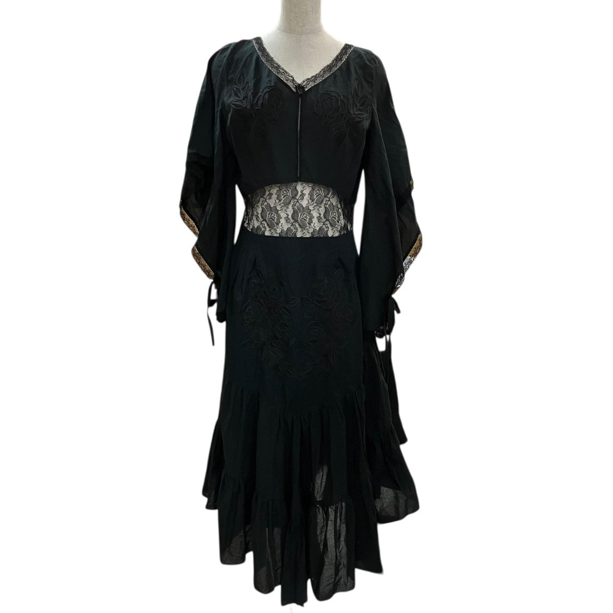 レースワンピース