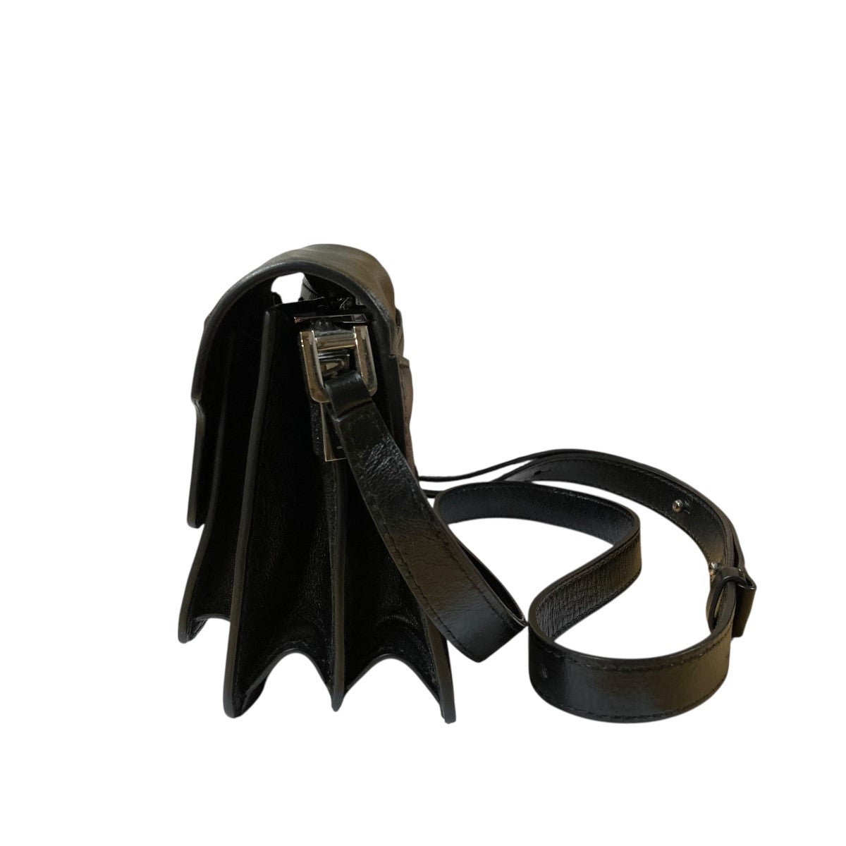 カーフスキンショルダーバッグ