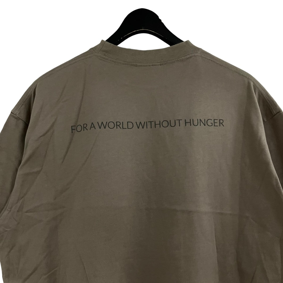 ロゴプリントTシャツ