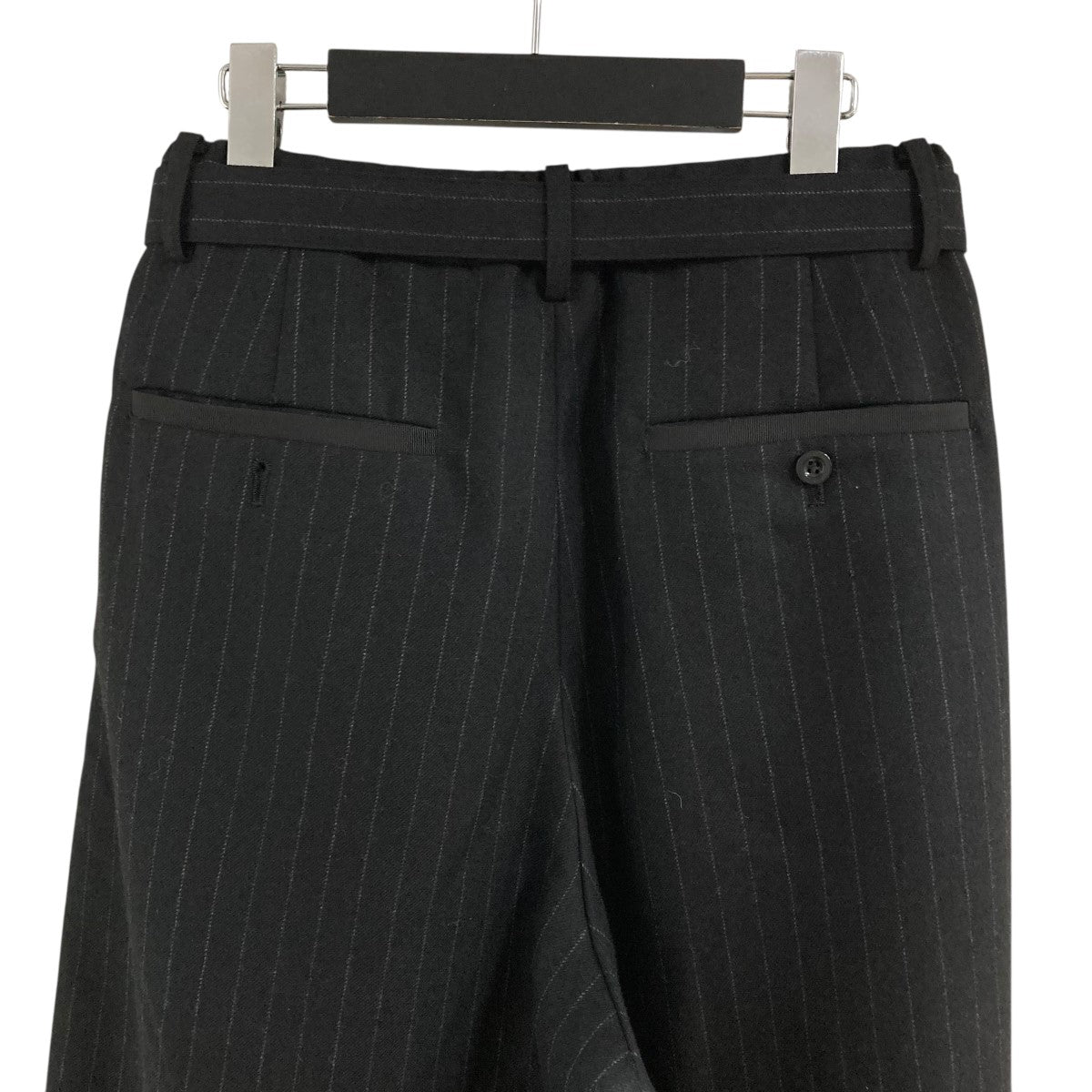 sacai(サカイ) ストライプベルテッドスラックス 24-07415 ブラック