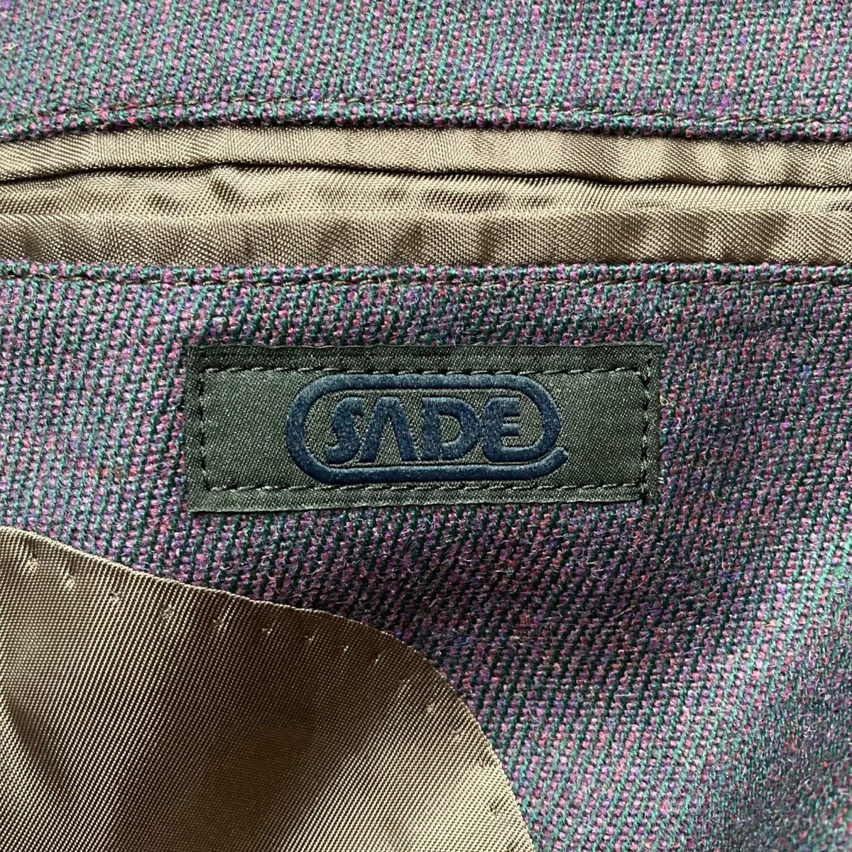 テーラードジャケット