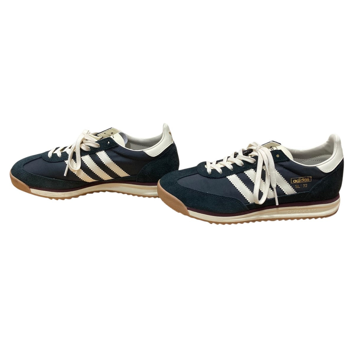 ローカットスニーカー