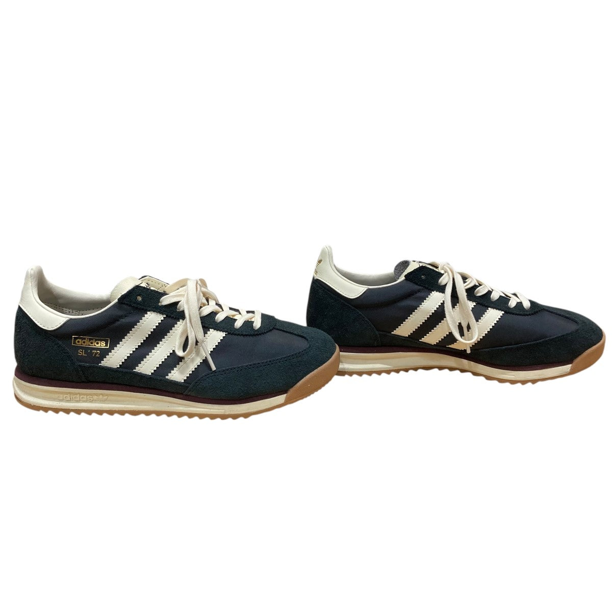 ローカットスニーカー