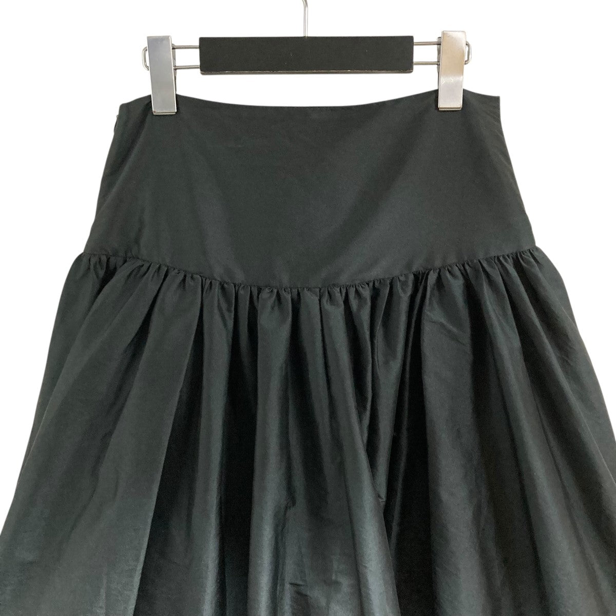 フリルスカート