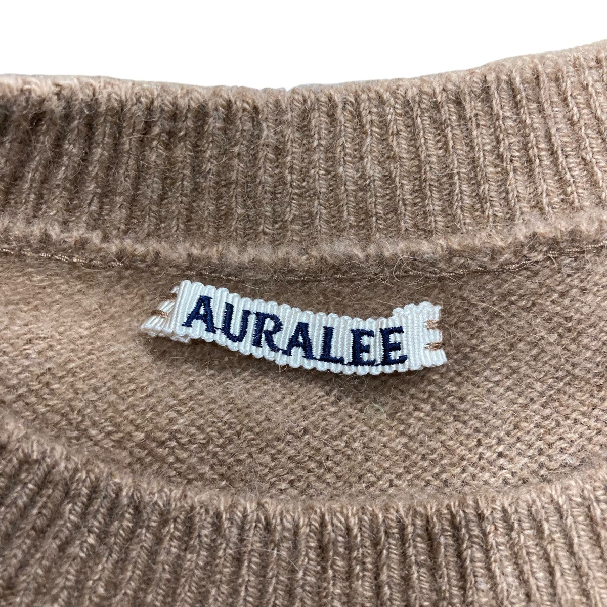 キャメルニット