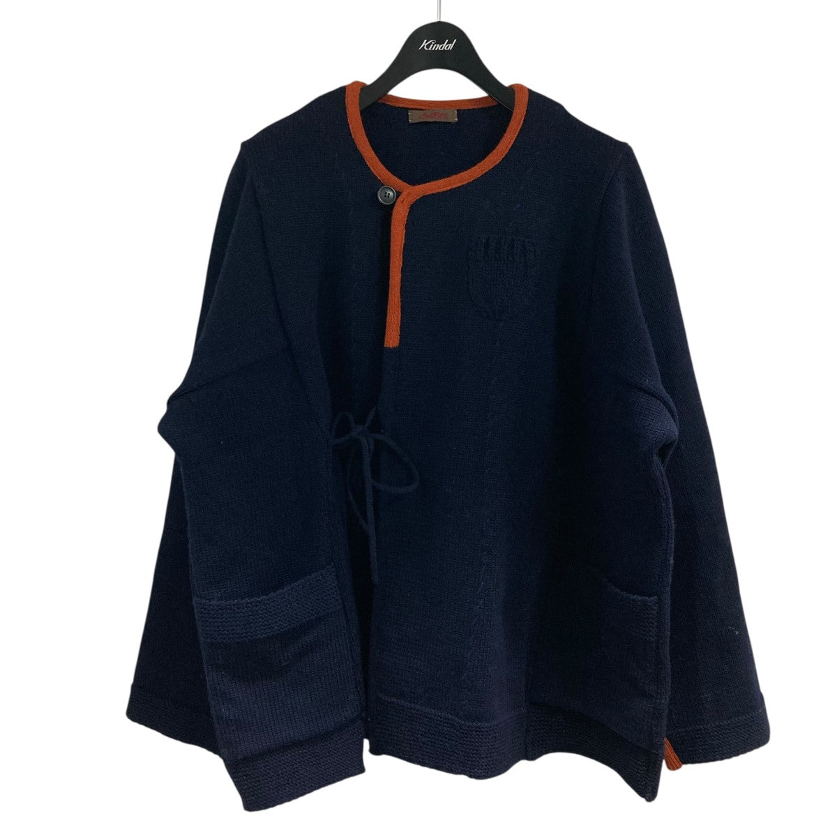 ニットカーディガン