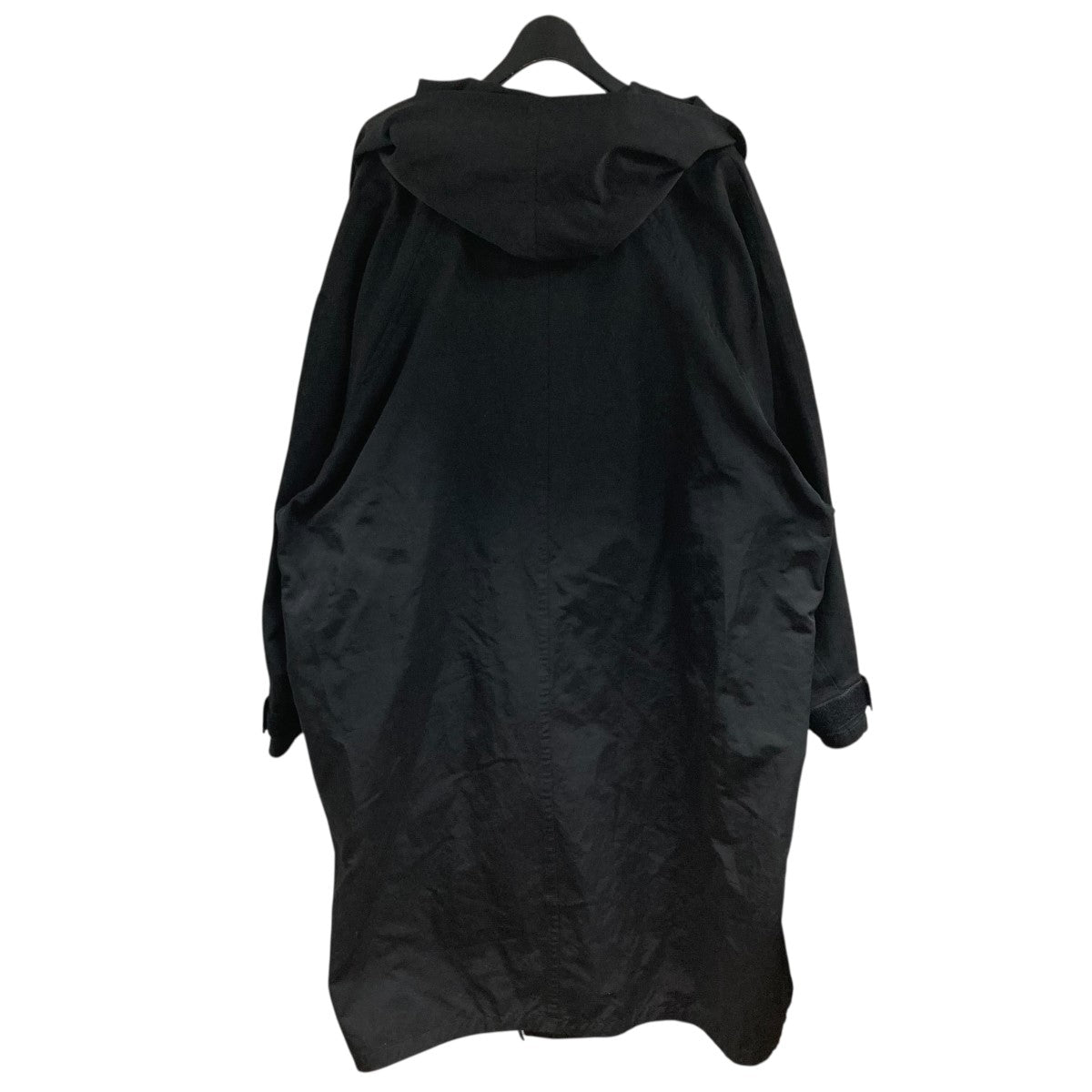 ナイロンフーデッドコート