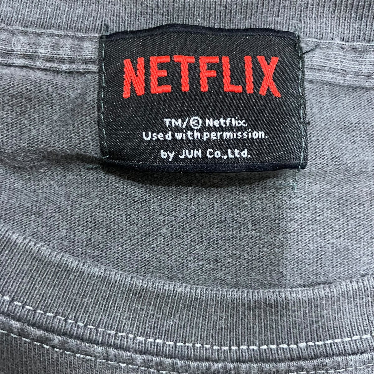NETFLIX 地面師たち Tシャツ 古着・中古-5枚目のアイテム画像