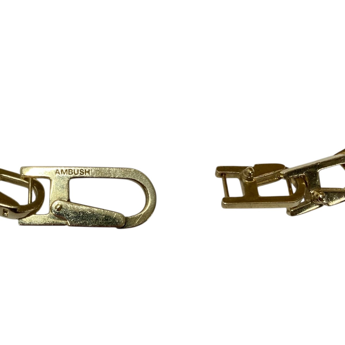 モノグラムゴールドネックレス