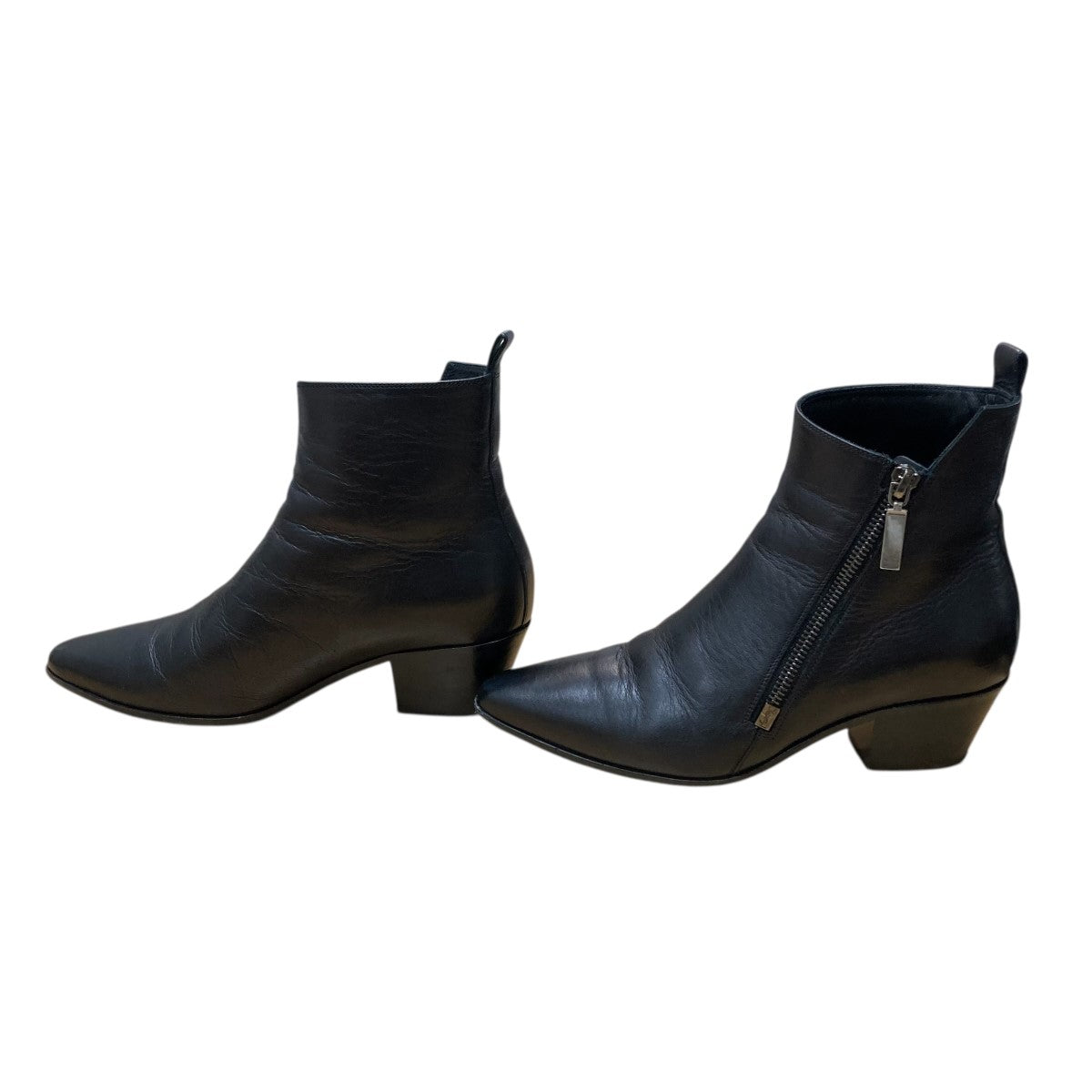 アンクルブーツ