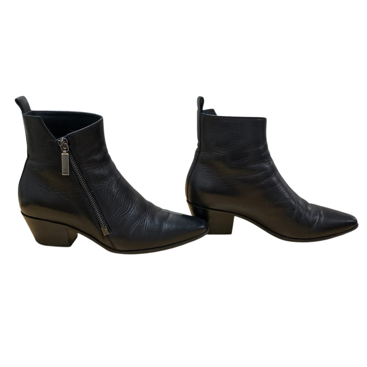 アンクルブーツ