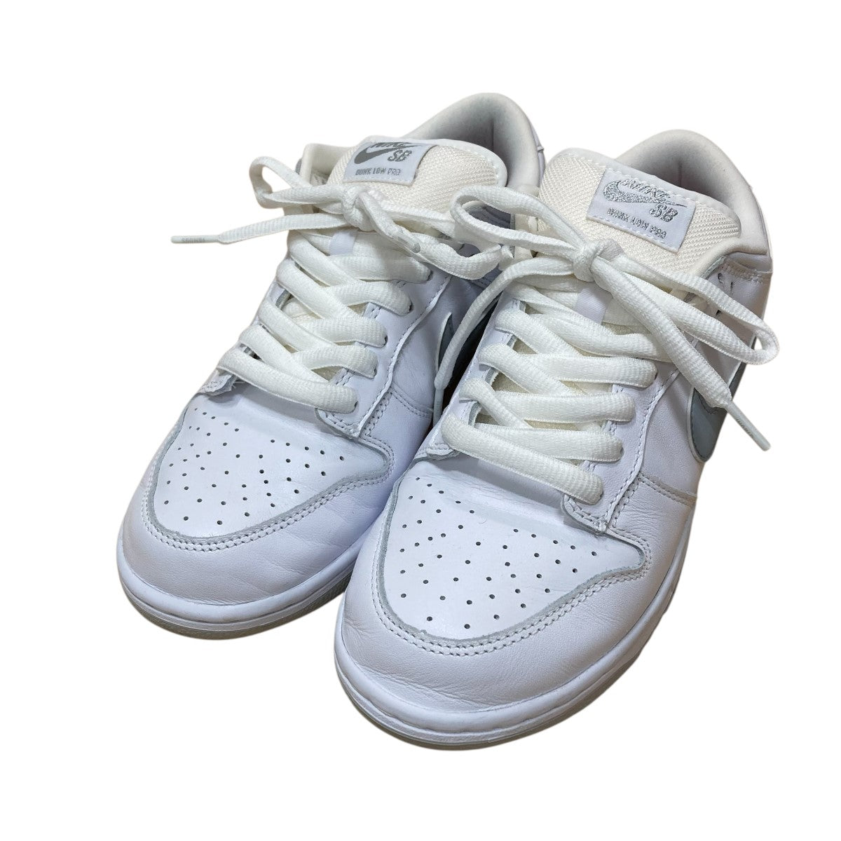 ローカットスニーカー