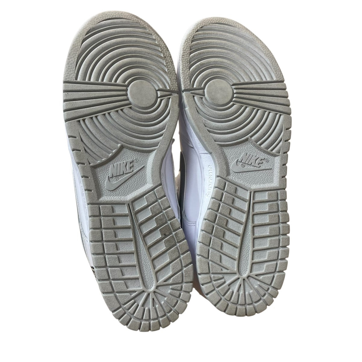 ローカットスニーカー