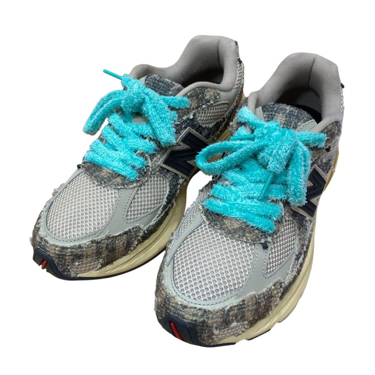 ローカットスニーカー