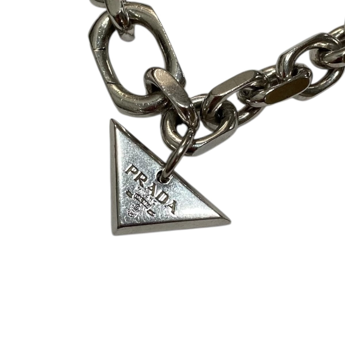 PRADA(プラダ) トライアングルロゴチェーンネックレス00zua 00zua