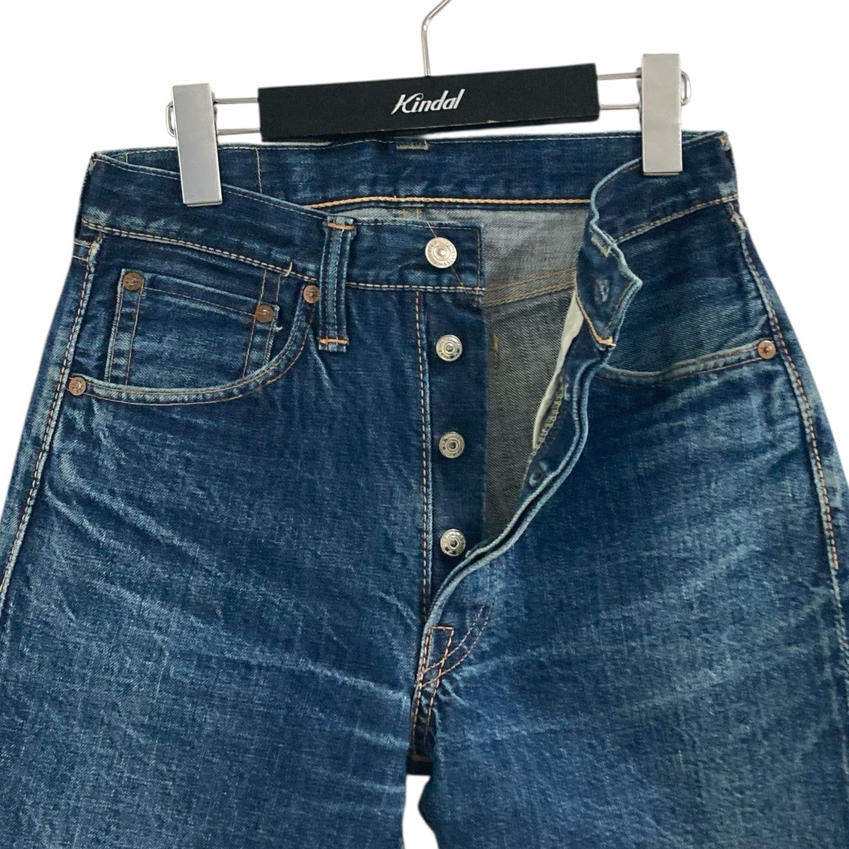 デニムパンツ