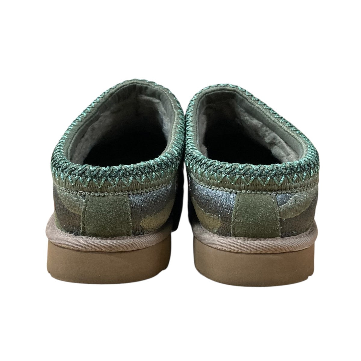 ｢Tasman Slipper Burnt Camo ?Olive”｣刺しゅうスリッパ1172070