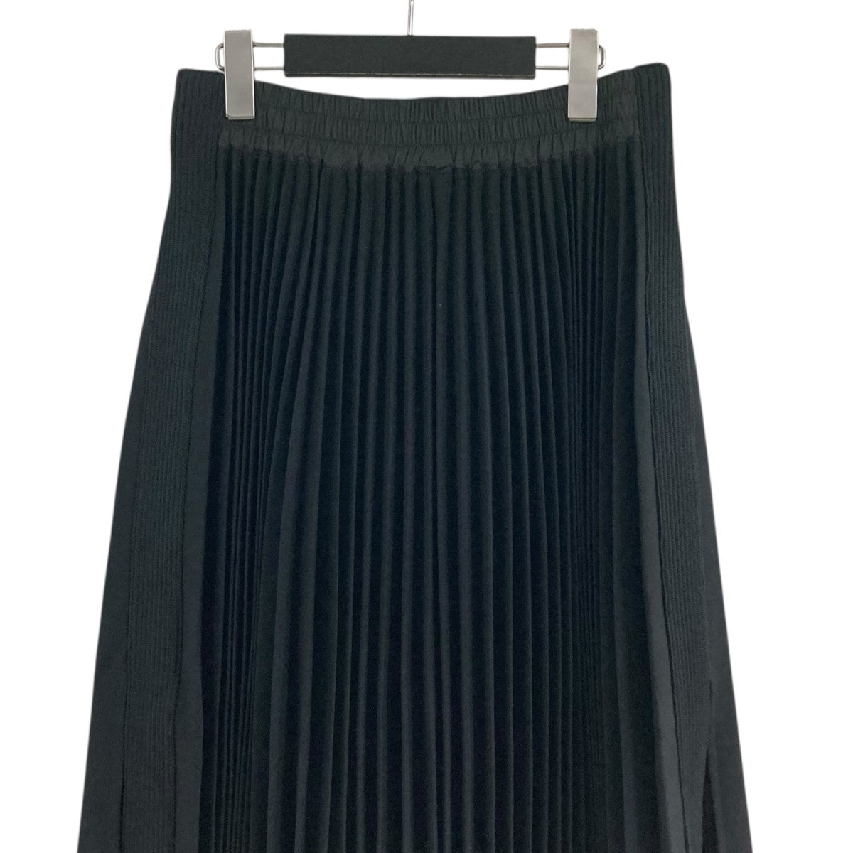 【連休価格】sacai プリーツスカート　ブラック　サイズ0 Sacai プリーツ スカート | ブラック | FARFETCH JP