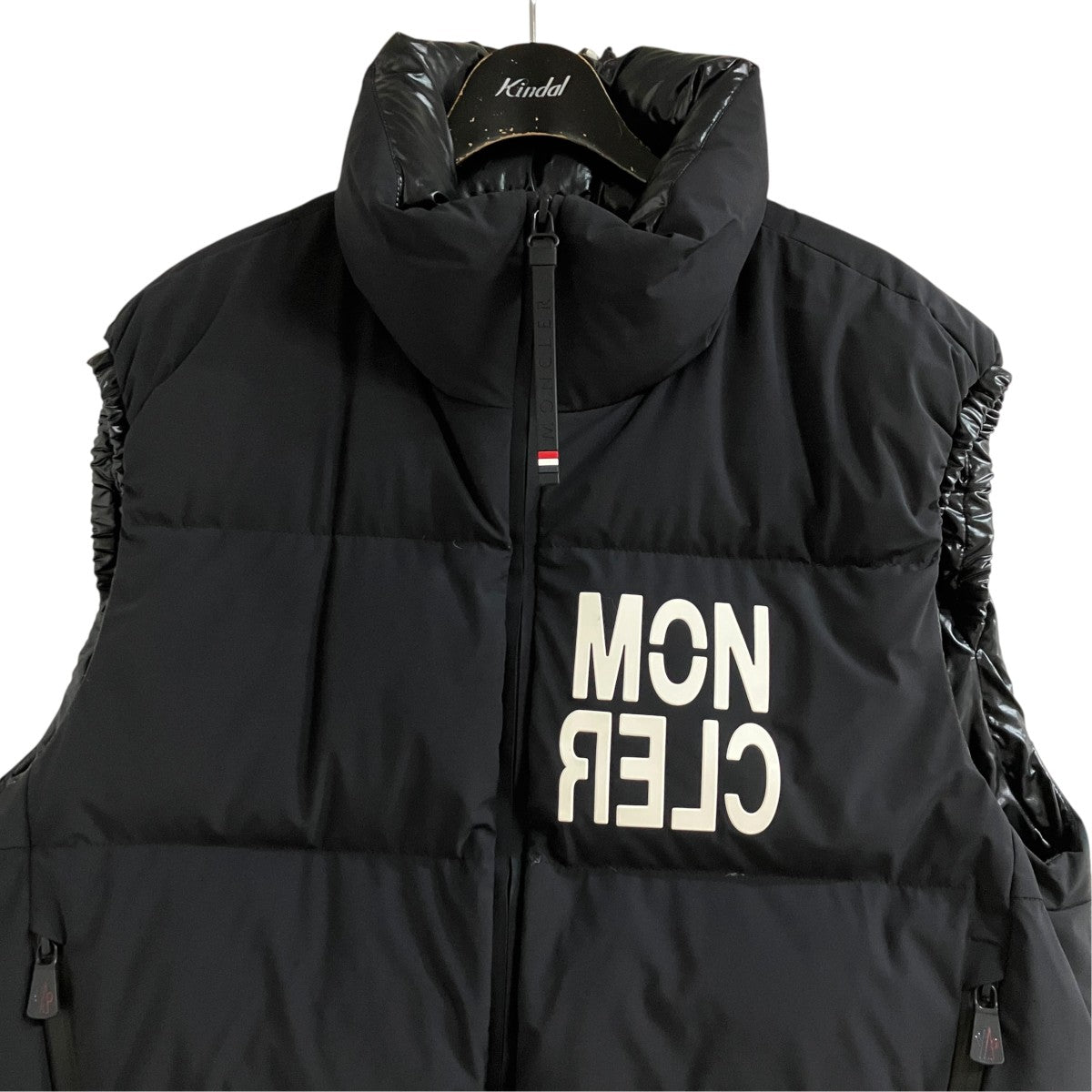 MONCLER(モンクレール) ダウンベスト G20971A00010 NANTAUX GILET