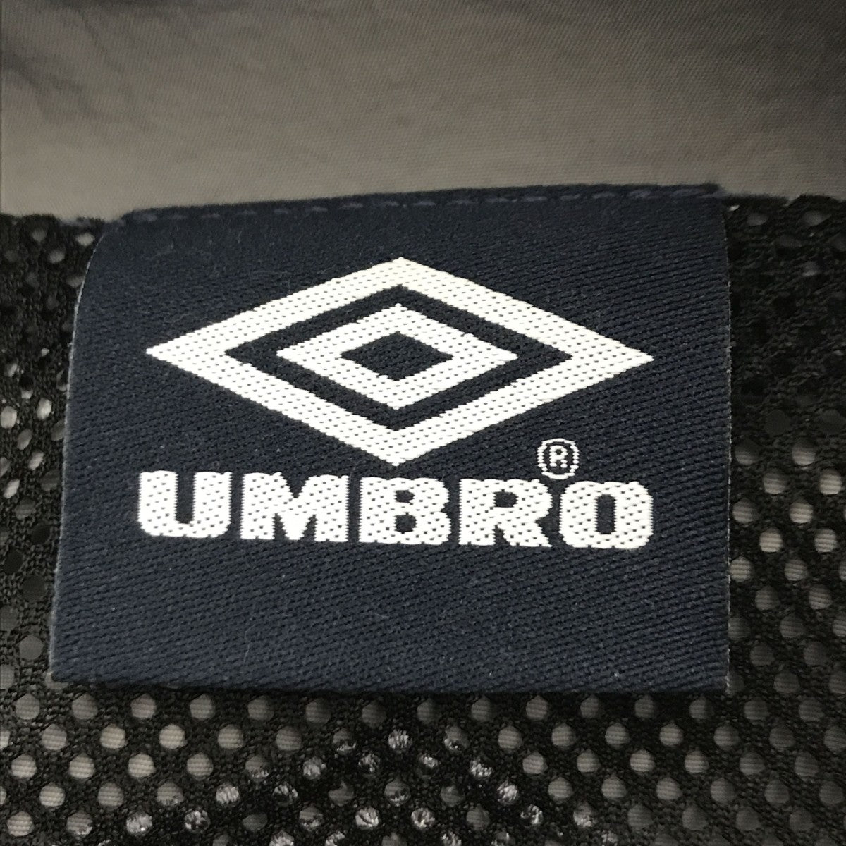 UMBRO ナイロンジャケットUM24FWR-BZ02 古着・中古-3枚目のアイテム画像