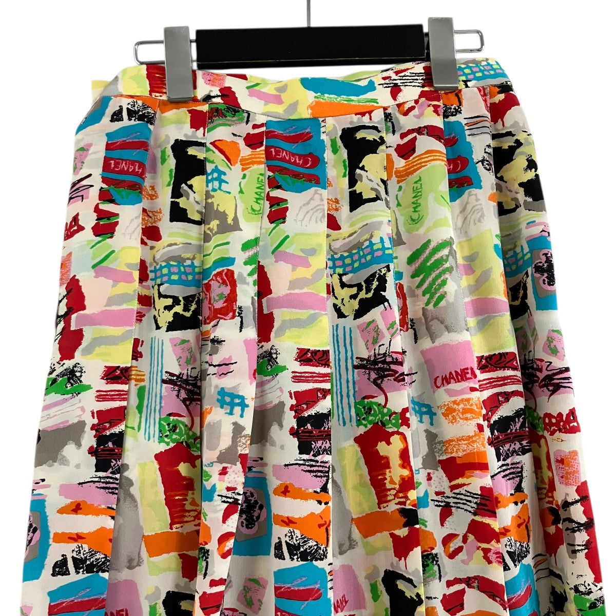 総柄シルクスカート