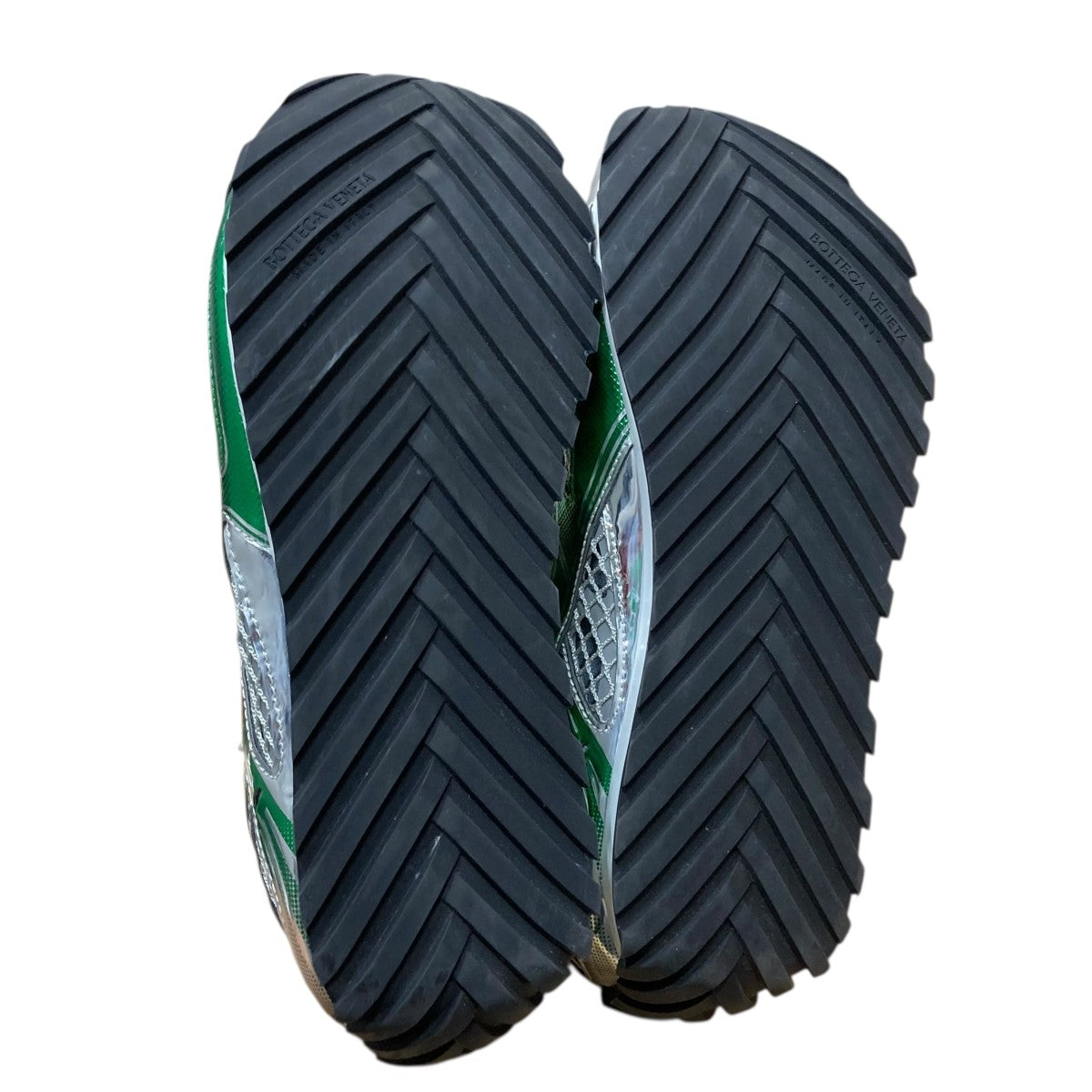 BOTTEGA VENETA(ボッテガヴェネタ) ローカットスニーカー 741357