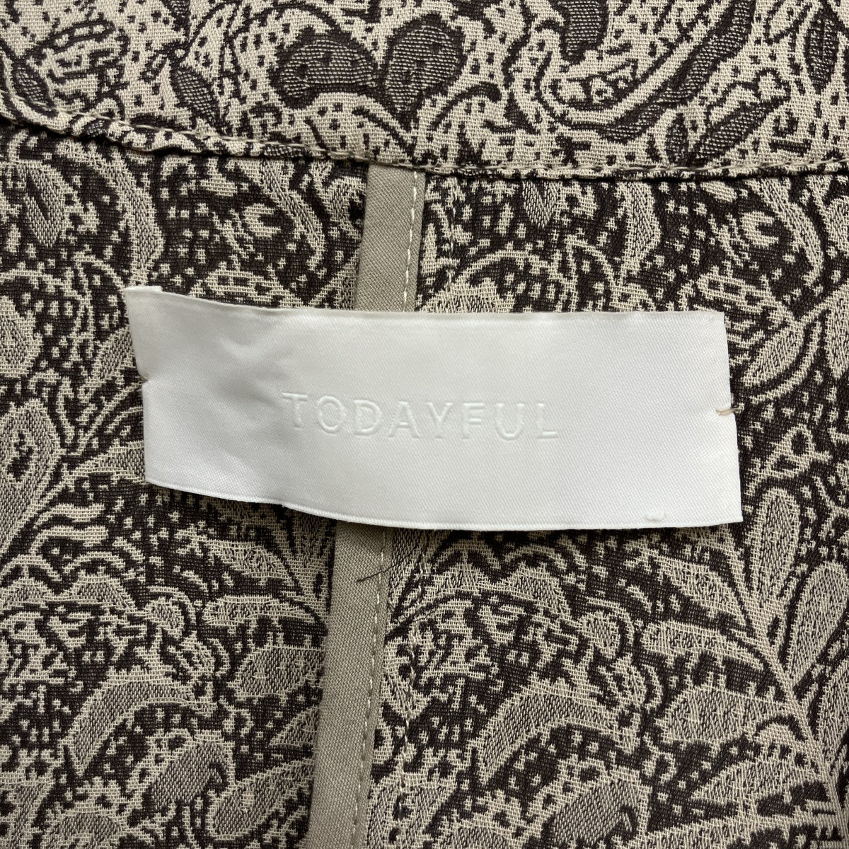 TODAYFUL ジャガードパイピングガウンコート11920004 Jacquard Piping Gown 古着・中古-3枚目のアイテム画像