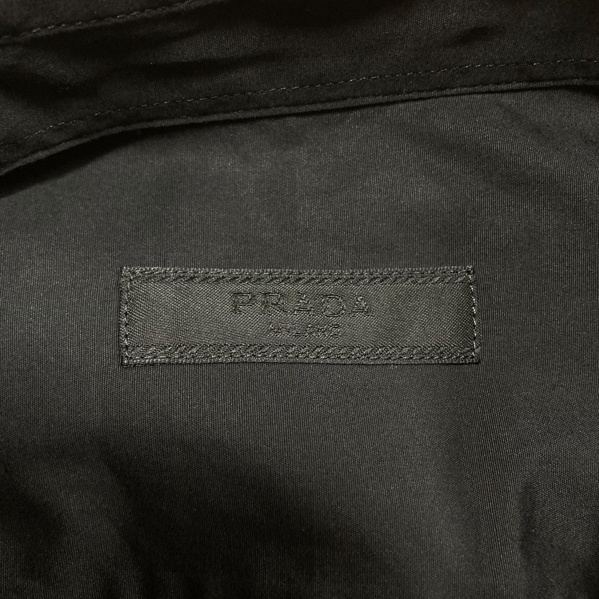 PRADA トライアングルロゴシャツ 古着・中古-5枚目のアイテム画像