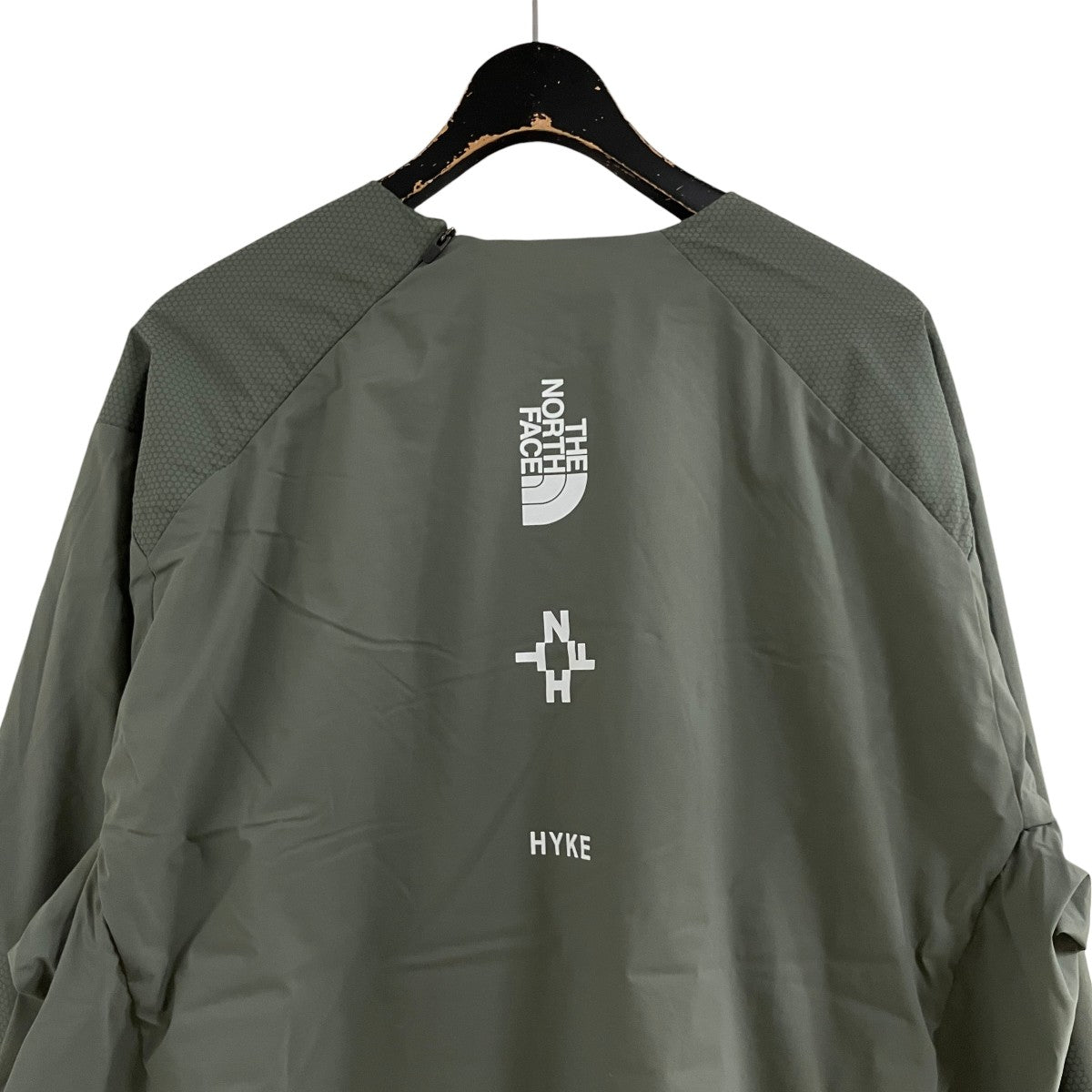 ｢Insulated Trail Crew｣ プルオーバーウィンドブレイカー