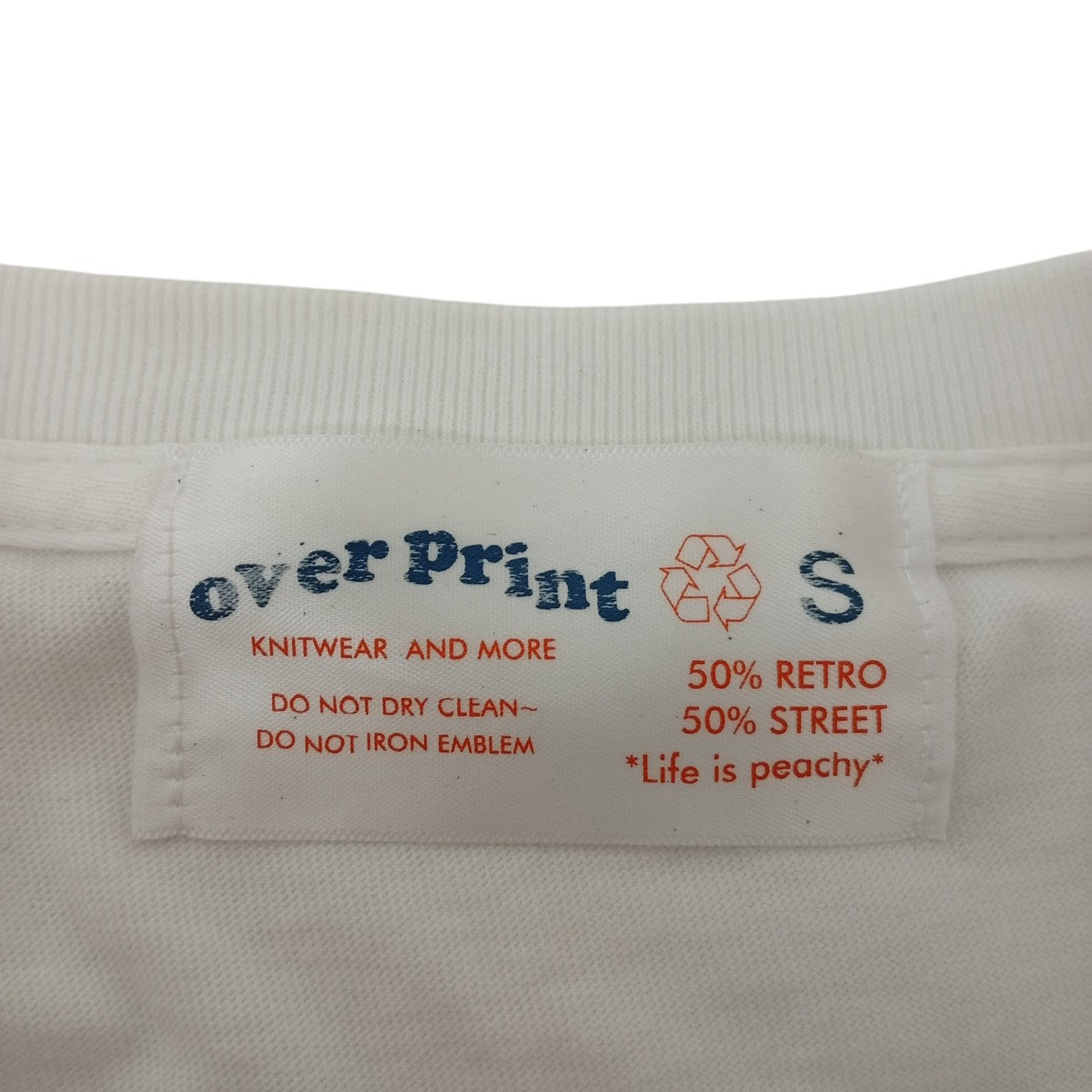 ロゴプリントTシャツ
