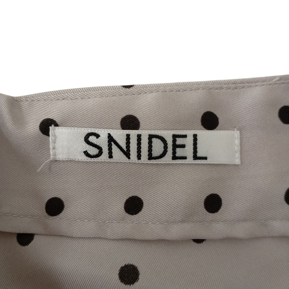 Snidel Sustainableギャザープリントドット柄ワンピースSWF0212098 古着・中古-3枚目のアイテム画像