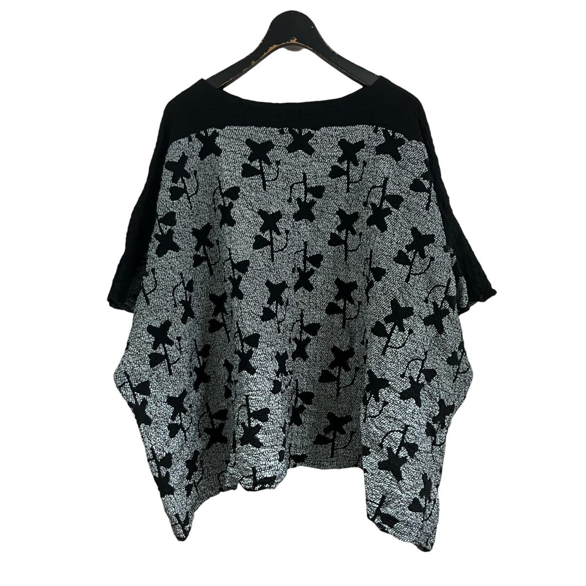 me ISSEY MIYAKE(ミーイッセイミヤケ) カリフラワープリントカットソー