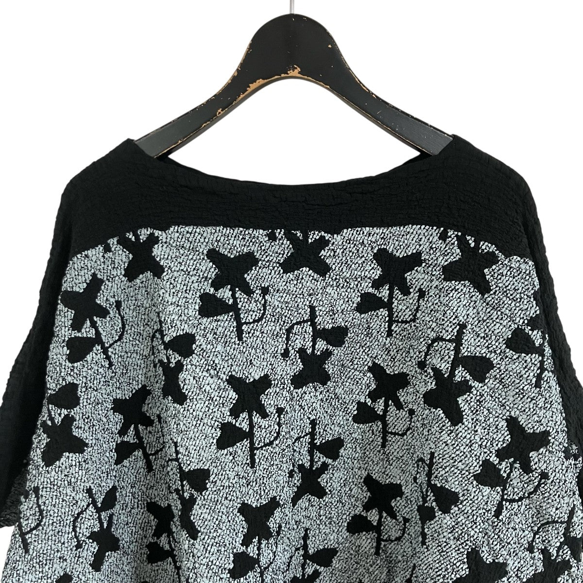 me ISSEY MIYAKE(ミーイッセイミヤケ) カリフラワープリントカットソー