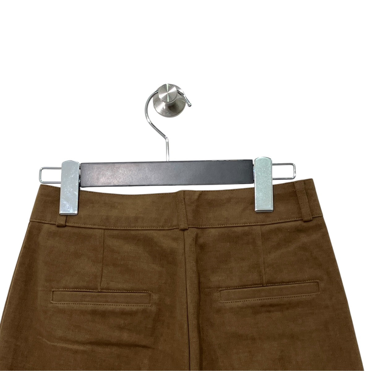 タックパンツ