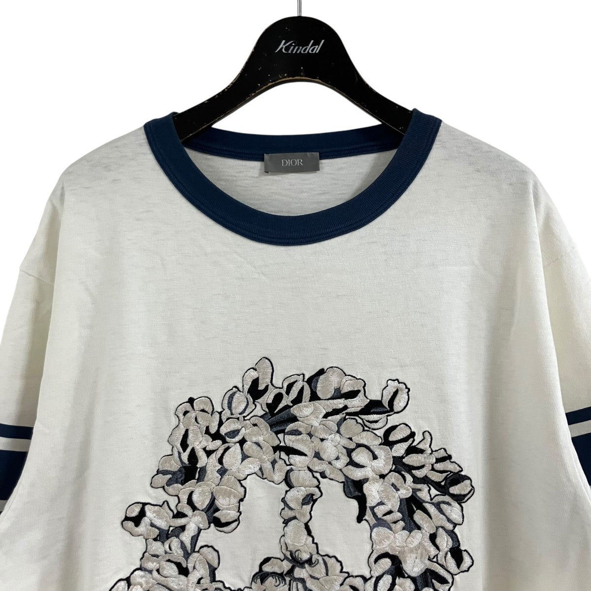 リンガーエンブロイダリーTシャツ