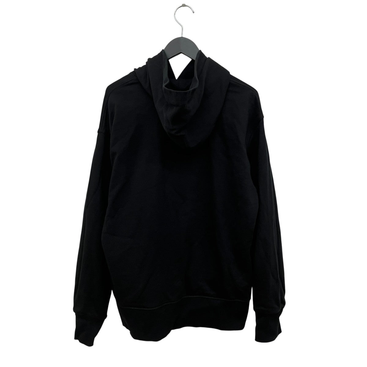 プルオーバーパーカー