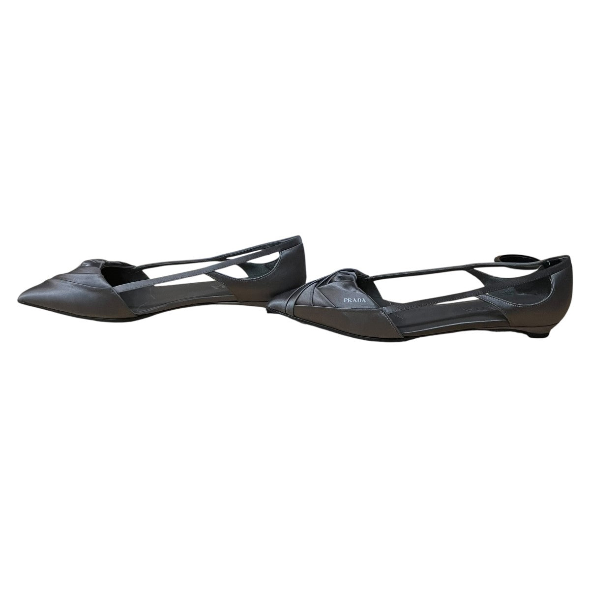 PRADA(プラダ) カットアウトフラットパンプス 1F734N グレー サイズ 36