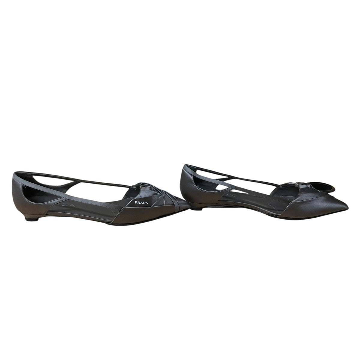 PRADA(プラダ) カットアウトフラットパンプス 1F734N グレー サイズ 36