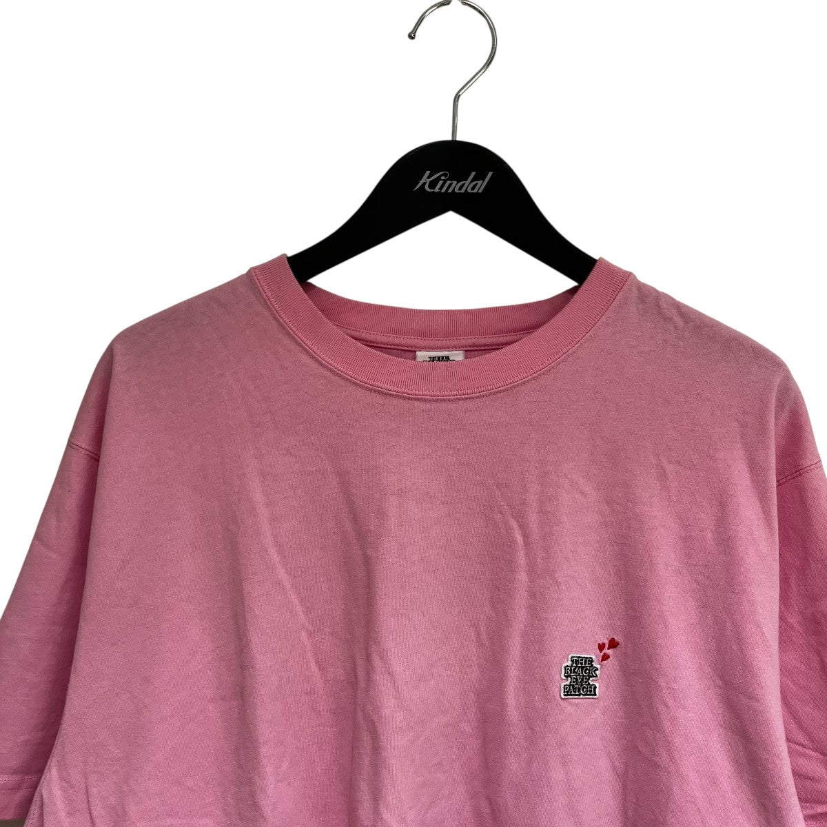 ロゴパッチTシャツ