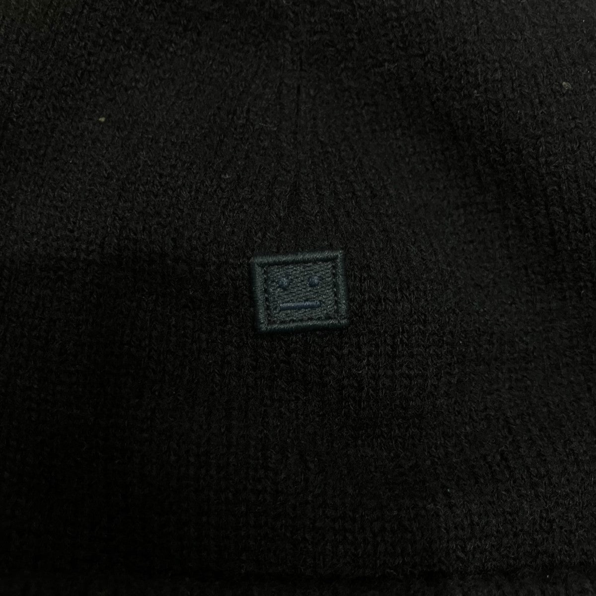 ACNE STUDIOS フェイスパッチニット帽 古着・中古-3枚目のアイテム画像