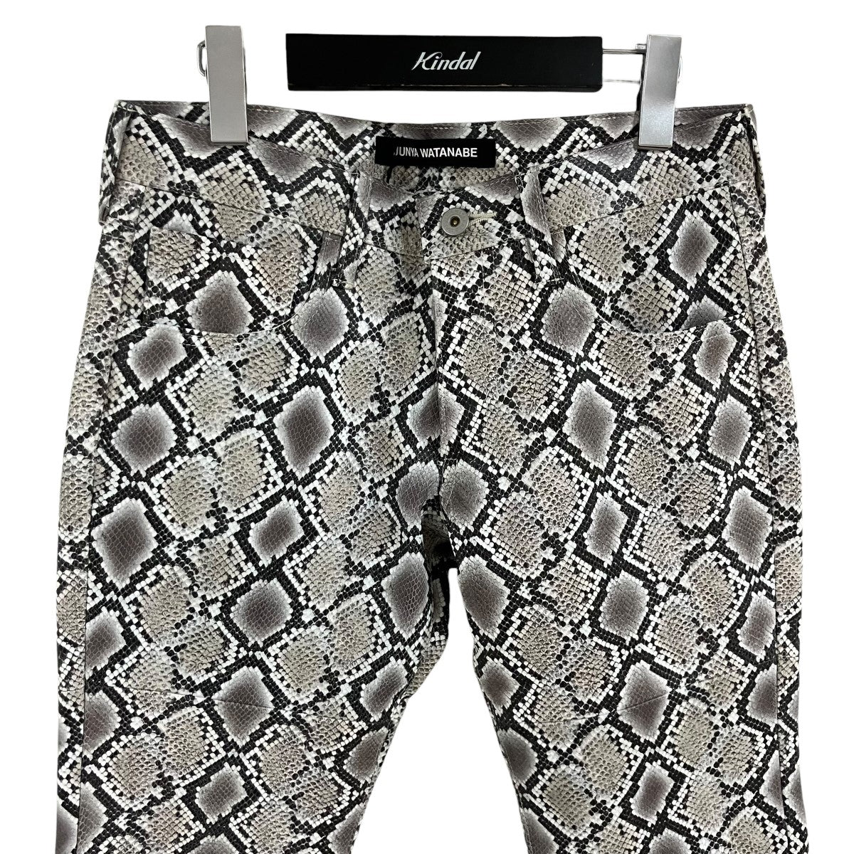 ゴートレザー パイソン柄フレアパンツ