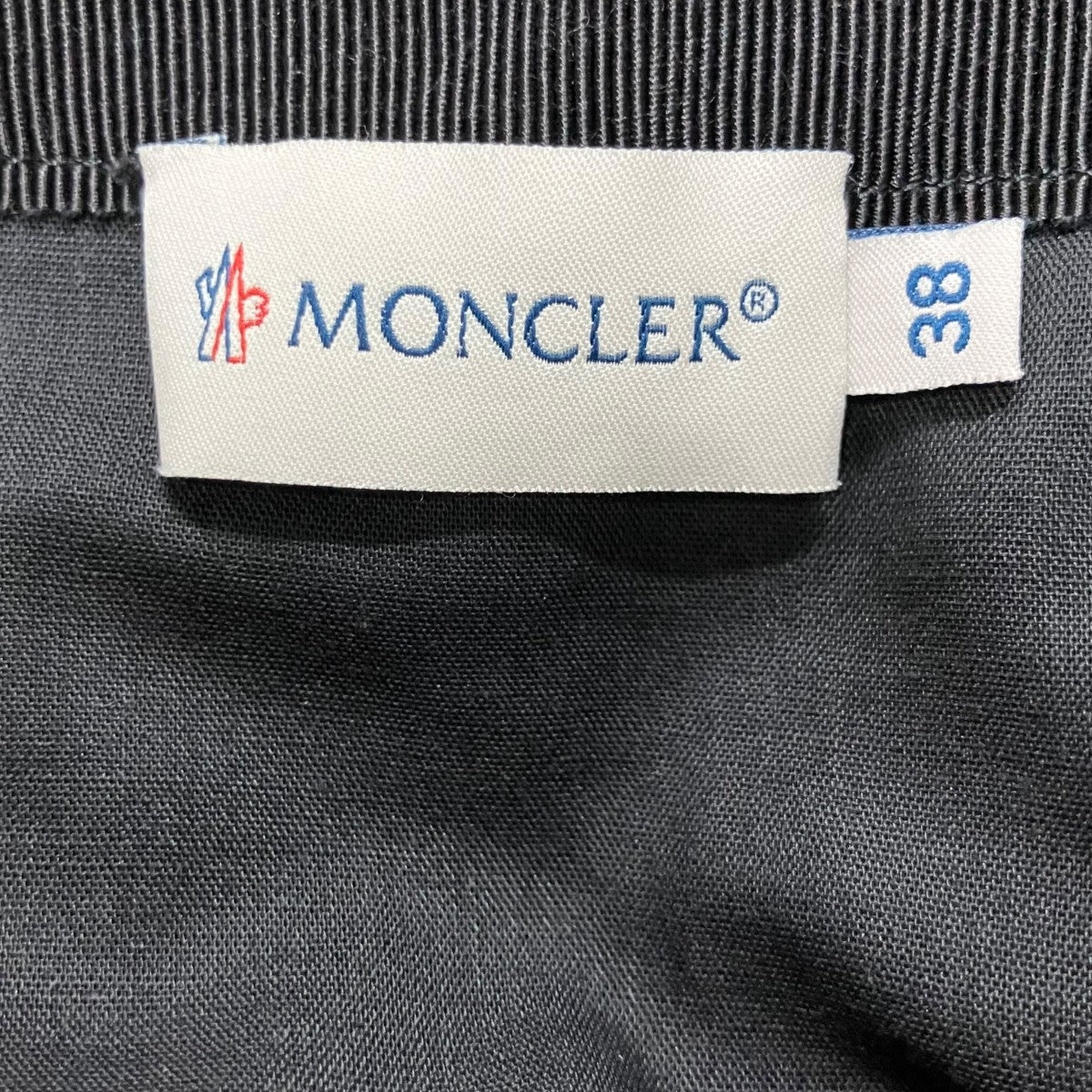 MONCLER タックスカート 古着・中古-4枚目のアイテム画像
