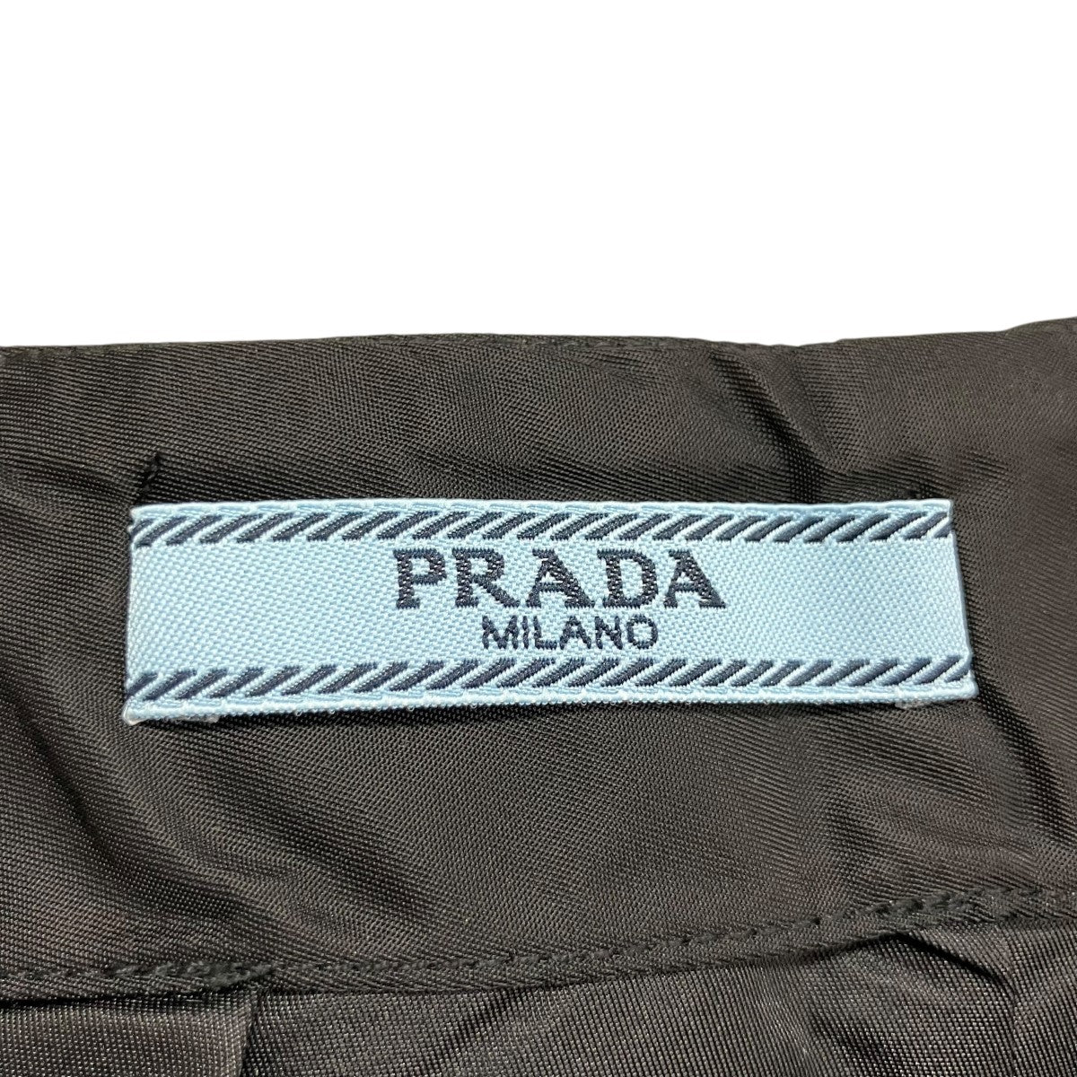 PRADA トライアングルロゴプレートベルト ナイロンプリーツスカート 古着・中古-5枚目のアイテム画像