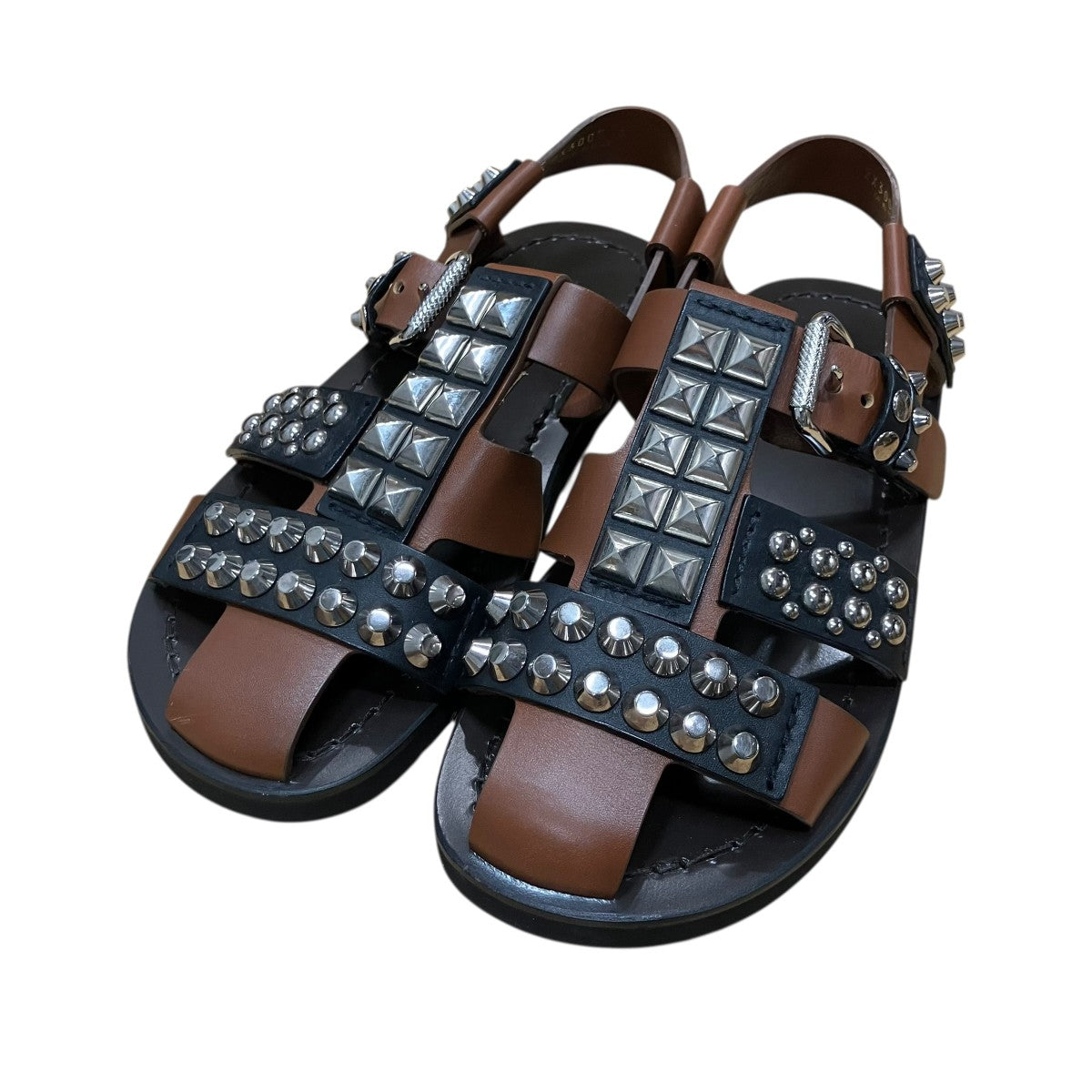 PRADA スタッズグルカサンダル 古着・中古-1枚目のアイテム画像