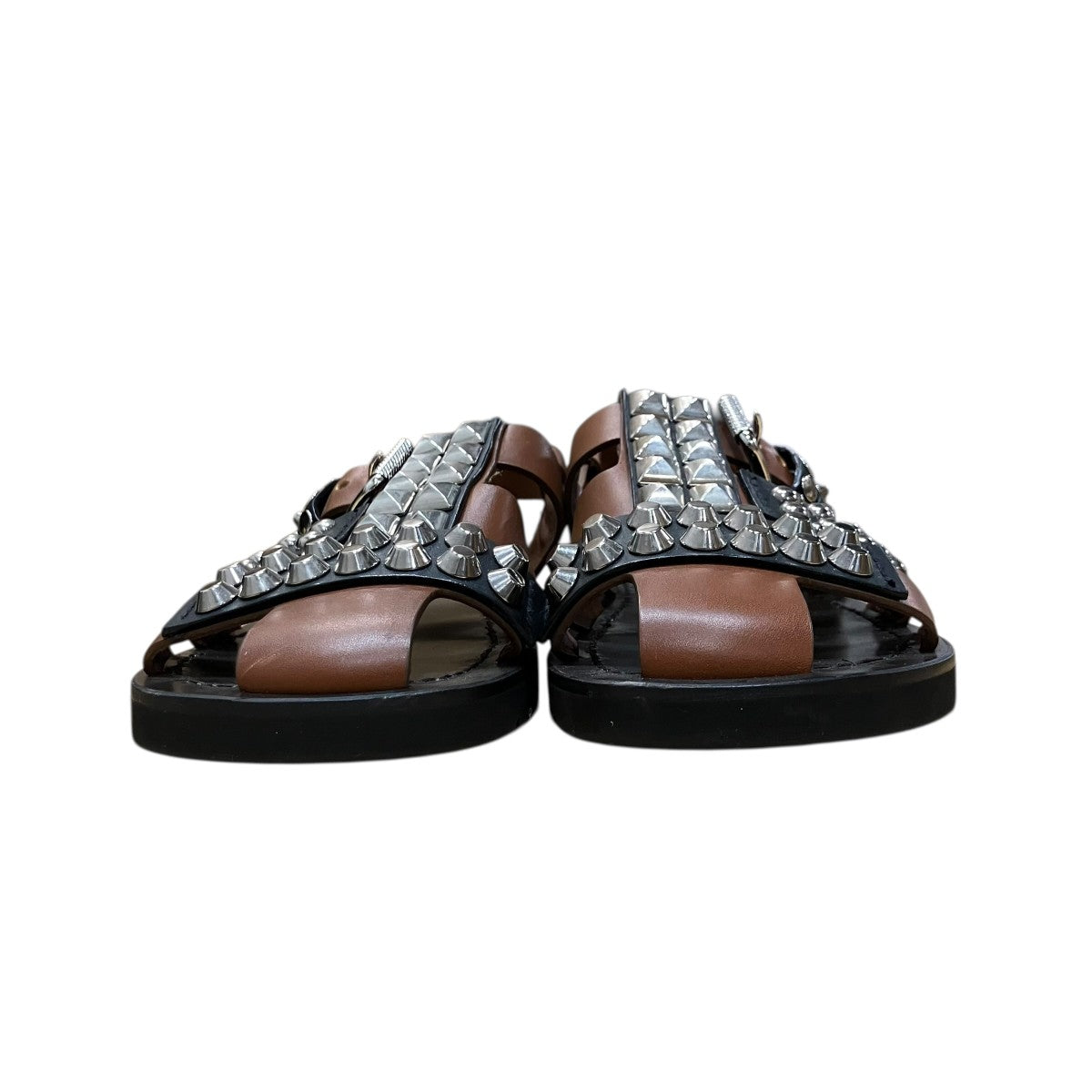 PRADA スタッズサンダル 【公式通販】