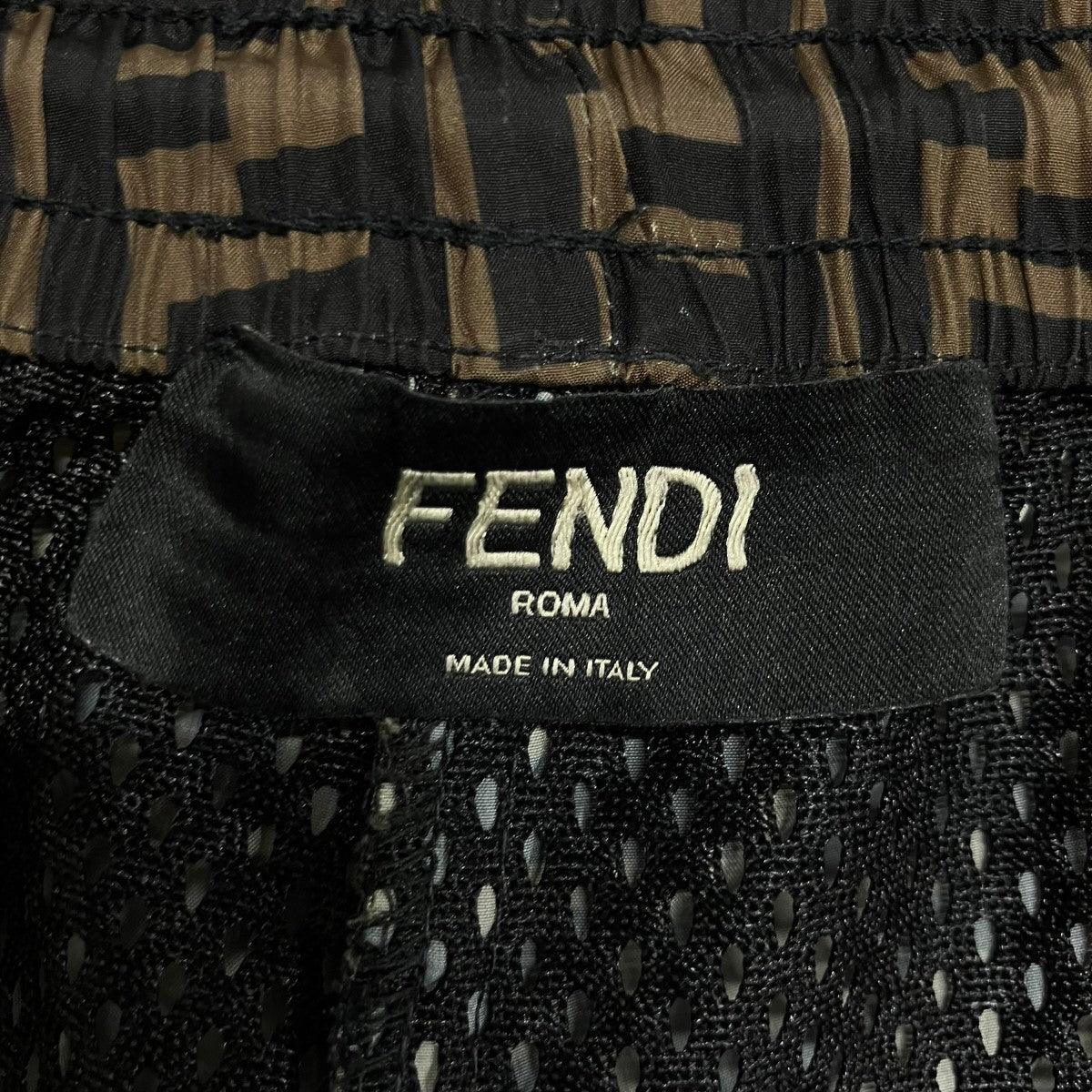 FENDI(フェンディ) ズッカ柄ナイロンパンツ FAB527 A797 ブラウン FENDI(フェンディ) ズッカ柄ナイロンパンツ FAB527 A797 ブラウン