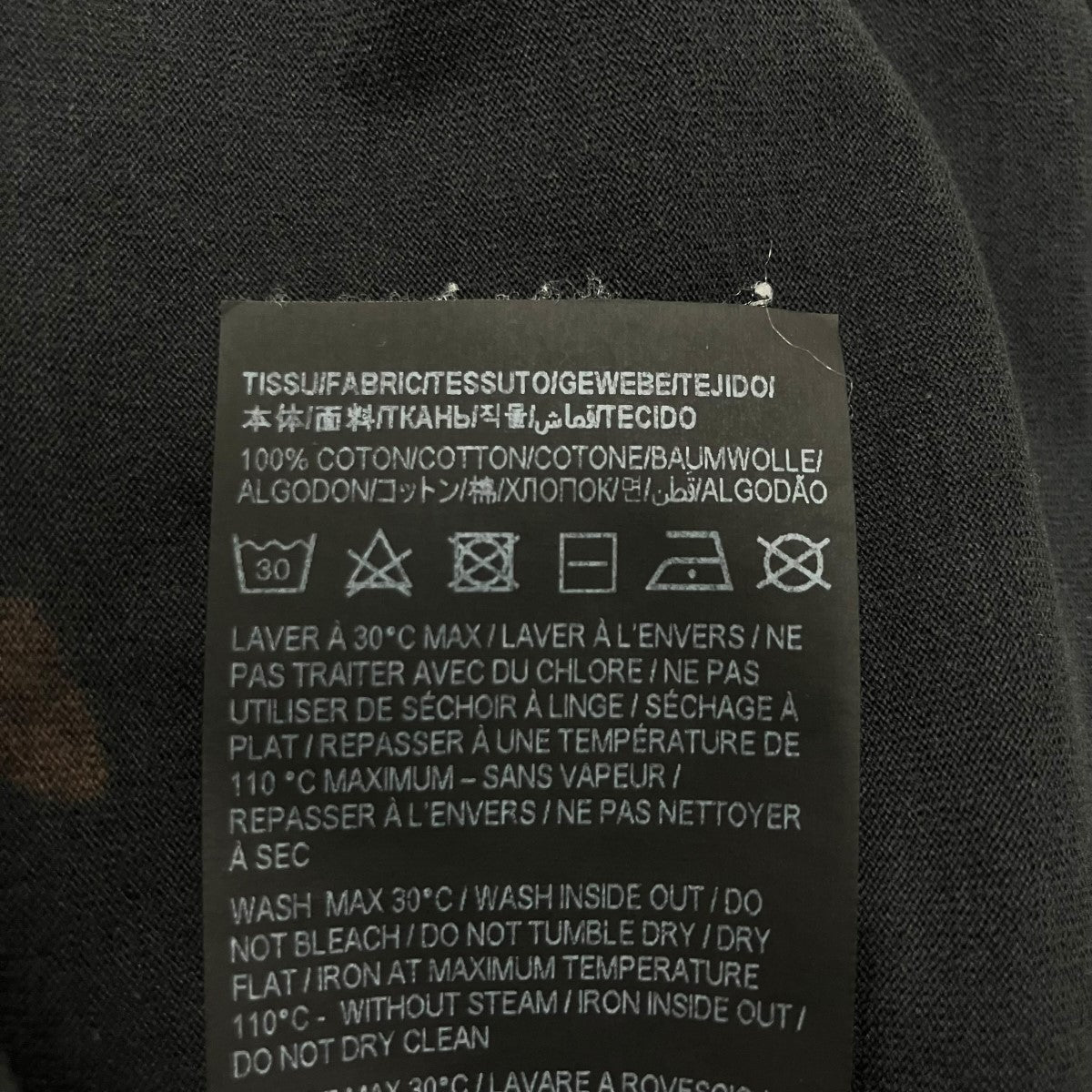 ロゴプリントTシャツ