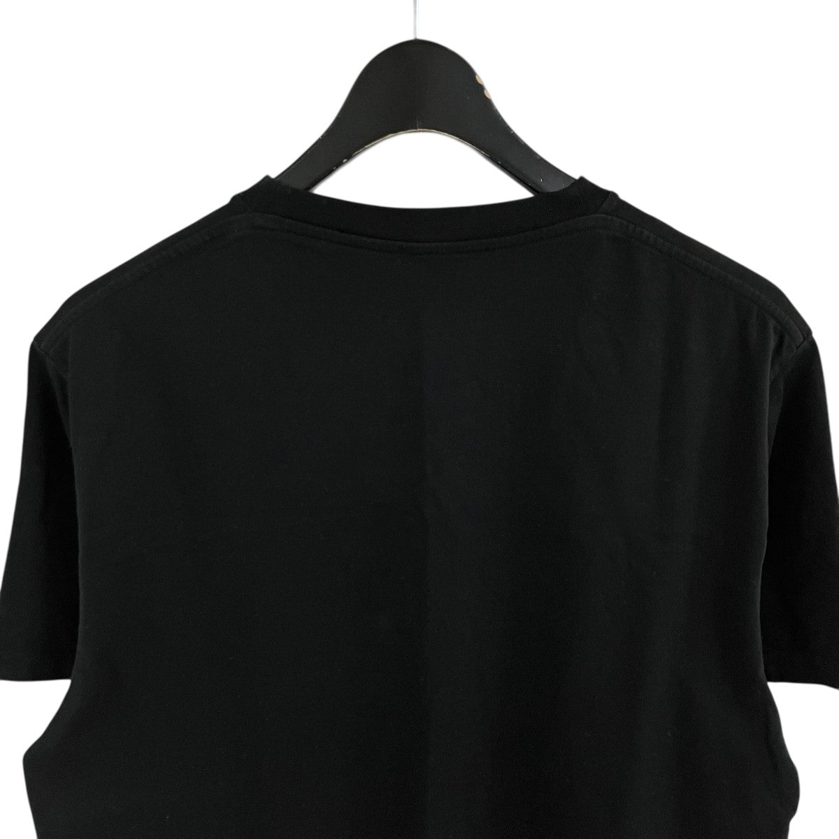ロゴステッチTシャツ
