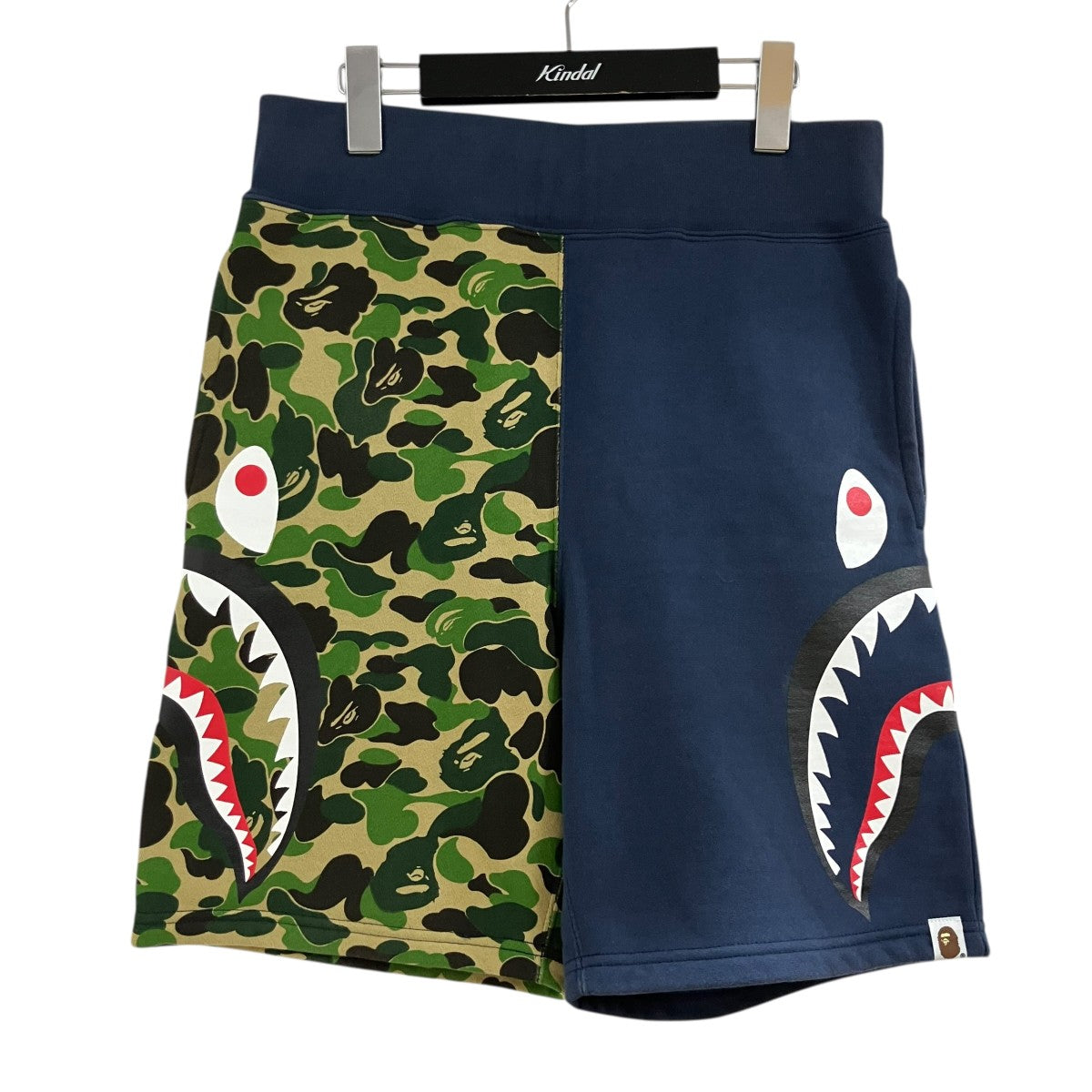A BATHING APE シャークプリントスウェットショートパンツ 古着・中古-1枚目のアイテム画像